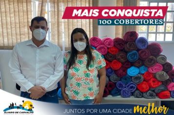 Prefeitura recebe doação de 100 cobertores